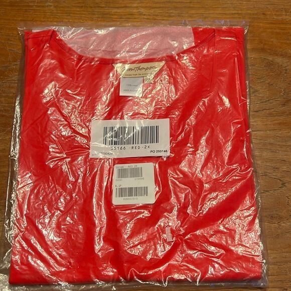 Norm Thompson red tank top - Picture 5 of 6